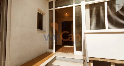 1221806 - Detached house For sale, Peristeri, 70 sq.m., €130.000